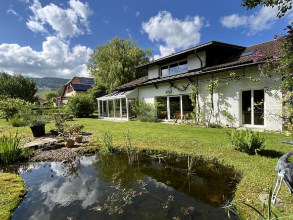 Villa Fontaines - Jardin et façade ouest