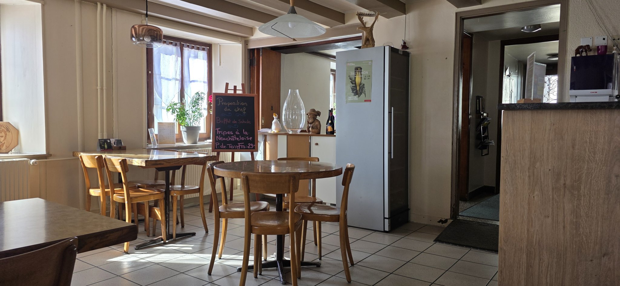 Immeuble restaurant + appartement 9 pièces – Savagnier