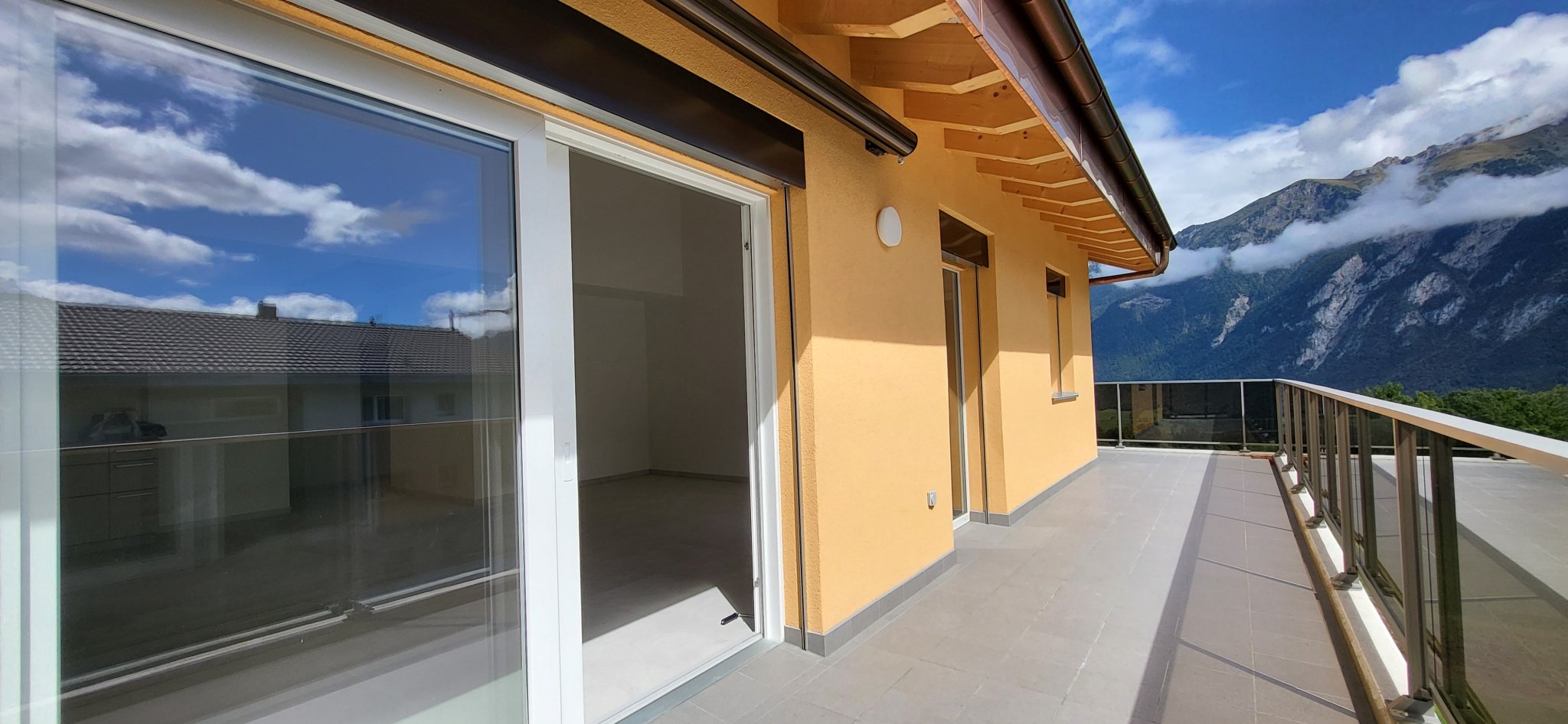 Verossaz, 4,5pcs 118m2, balcon