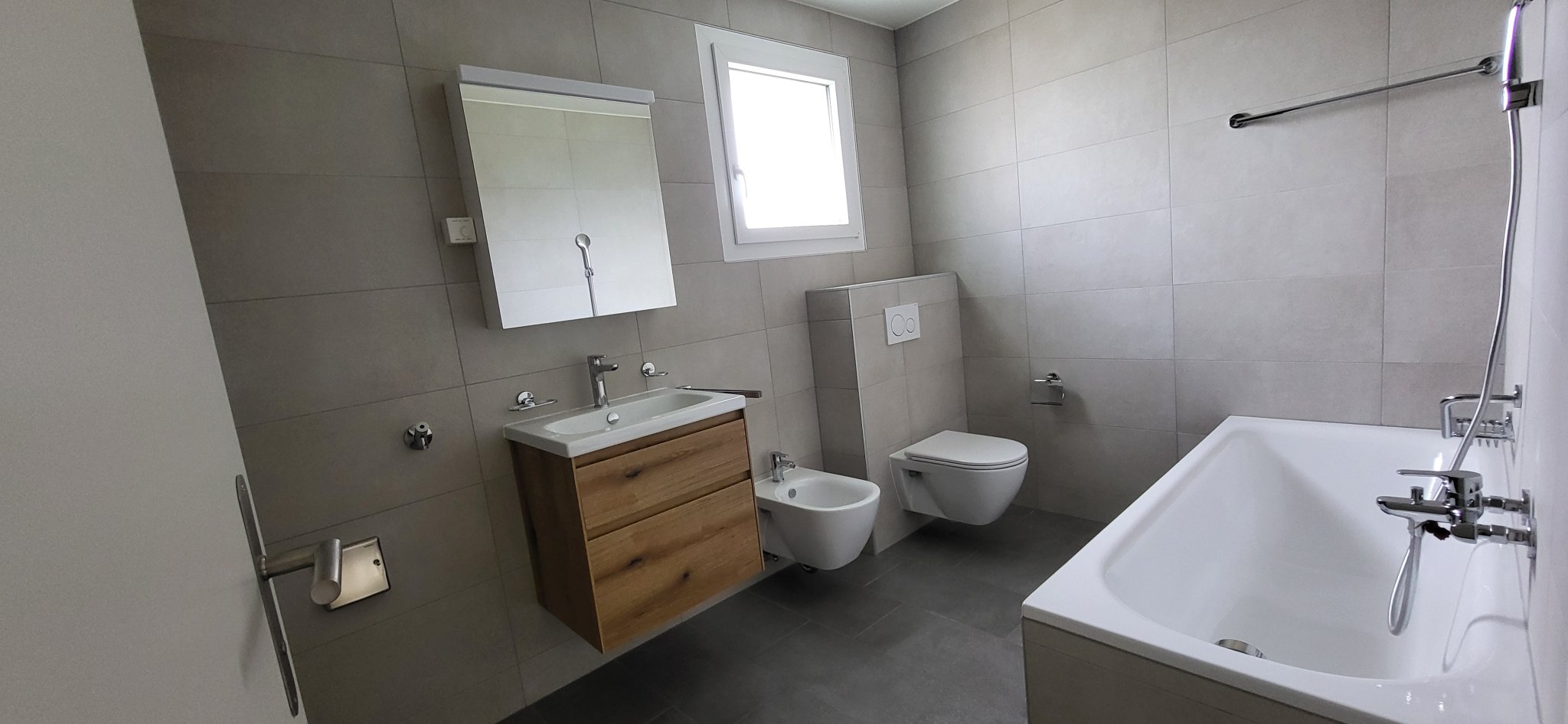 Verossaz, 4,5pcs 118m2, salle de bains