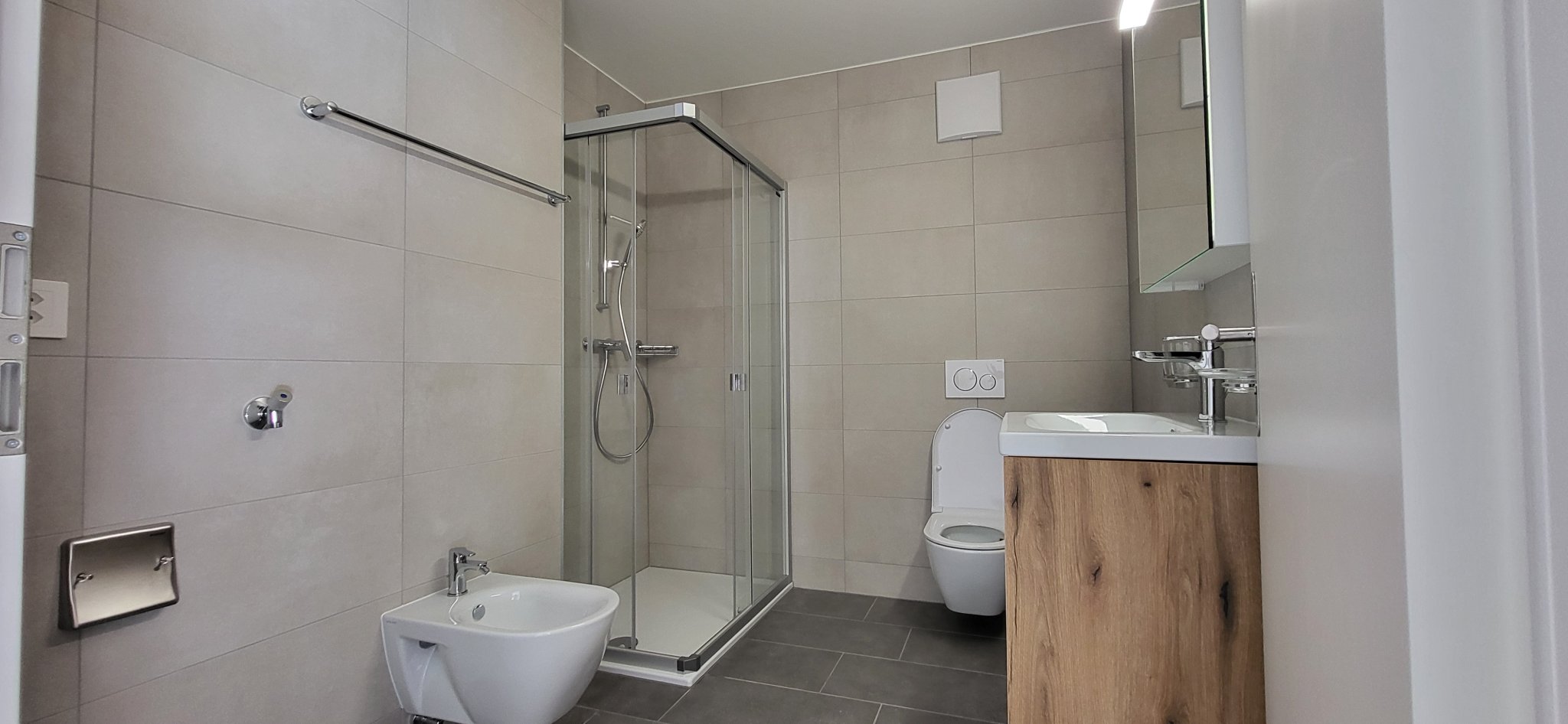 Verossaz, 4.5pcs, salle de douche, wc