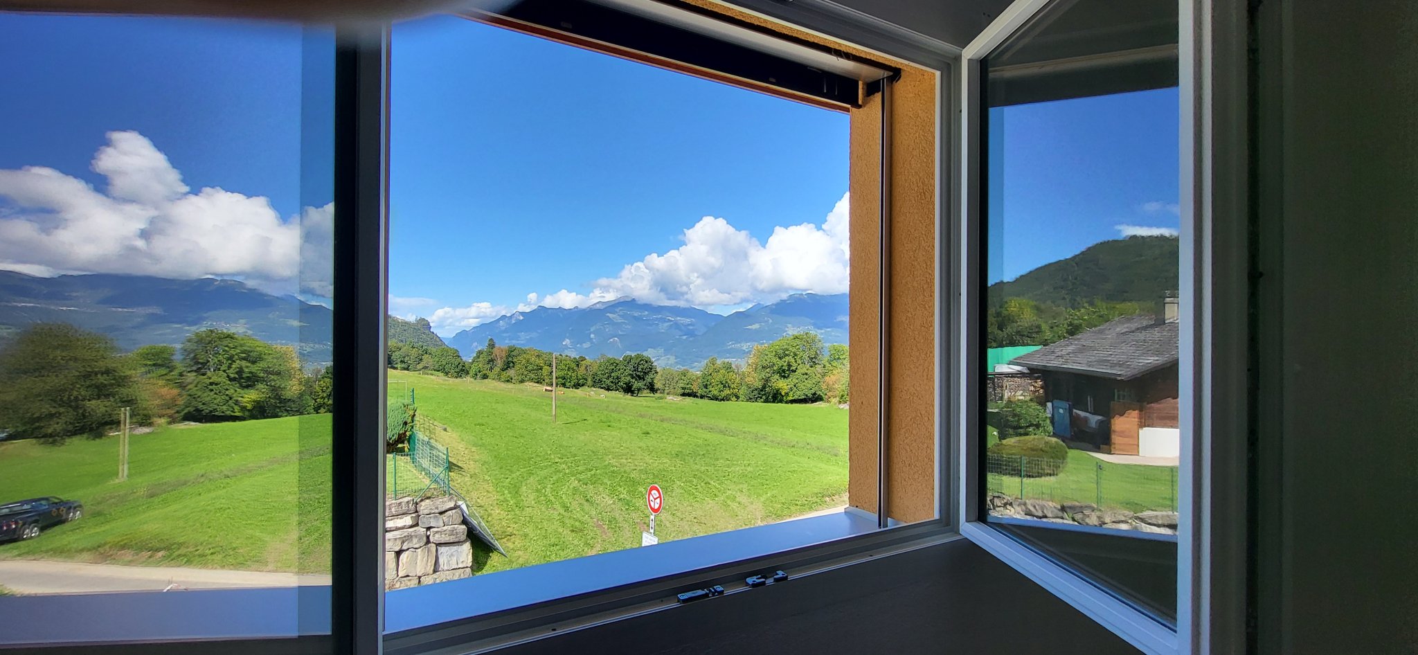 Verossaz, 4,5pcs 118m2, vue depuis chambre